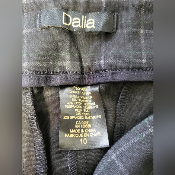 Dalia Pull-up Women's Dark Gray Plaid Dress Pants, Size 10 (32) - Picture 4 of 7